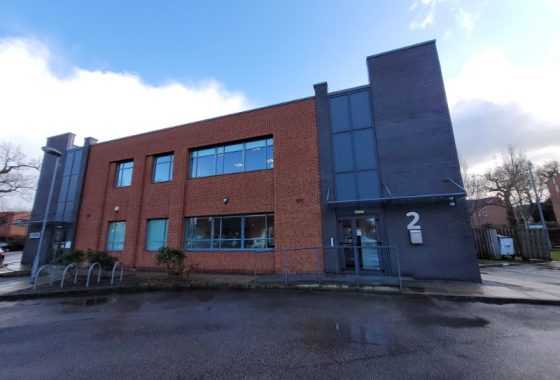 Ground floor office suite to rent near Manchester airport