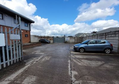 parking outside linnyshaw industrial estate - industrial unit to rent