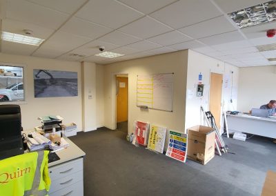 office at linnyshaw industrial estate