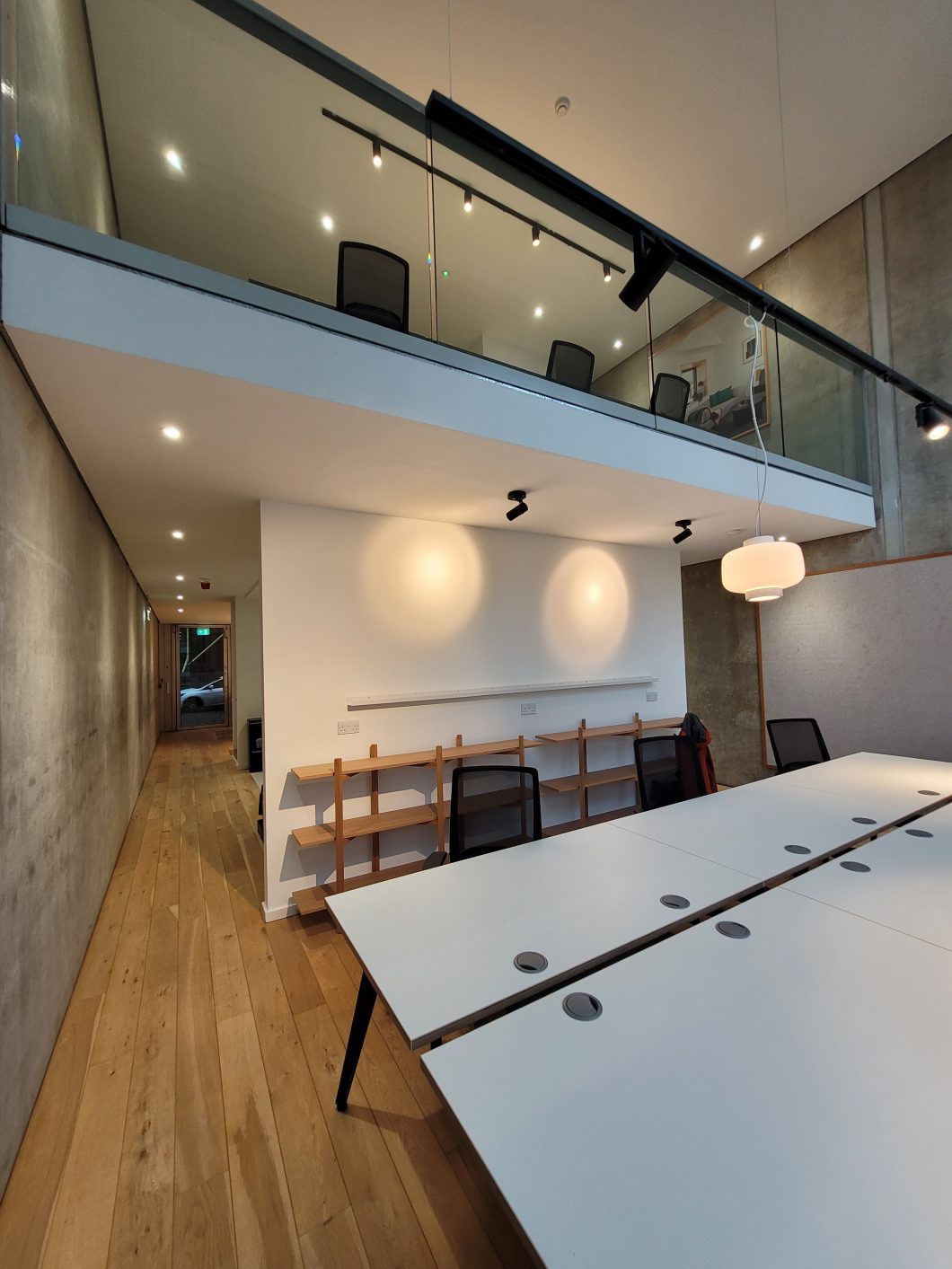 Beautifully presented offices to rent in Manchester